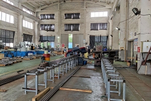 折彎機夾模板安全使用規(guī)則